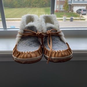 Sorel Moccasin/Slippers
